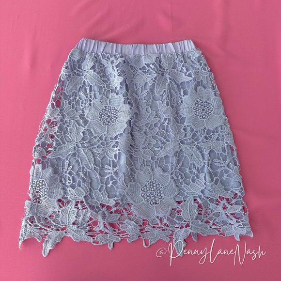 NWT Tobi Crochet Lace Floral Bodycon Mini Skirt Lavender - Picture 1 of 7
